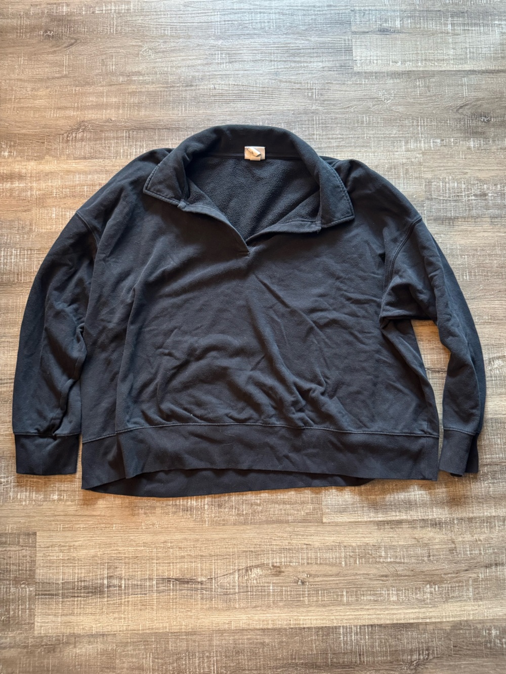 Ava and Viv Black Pullover Sweatshirt